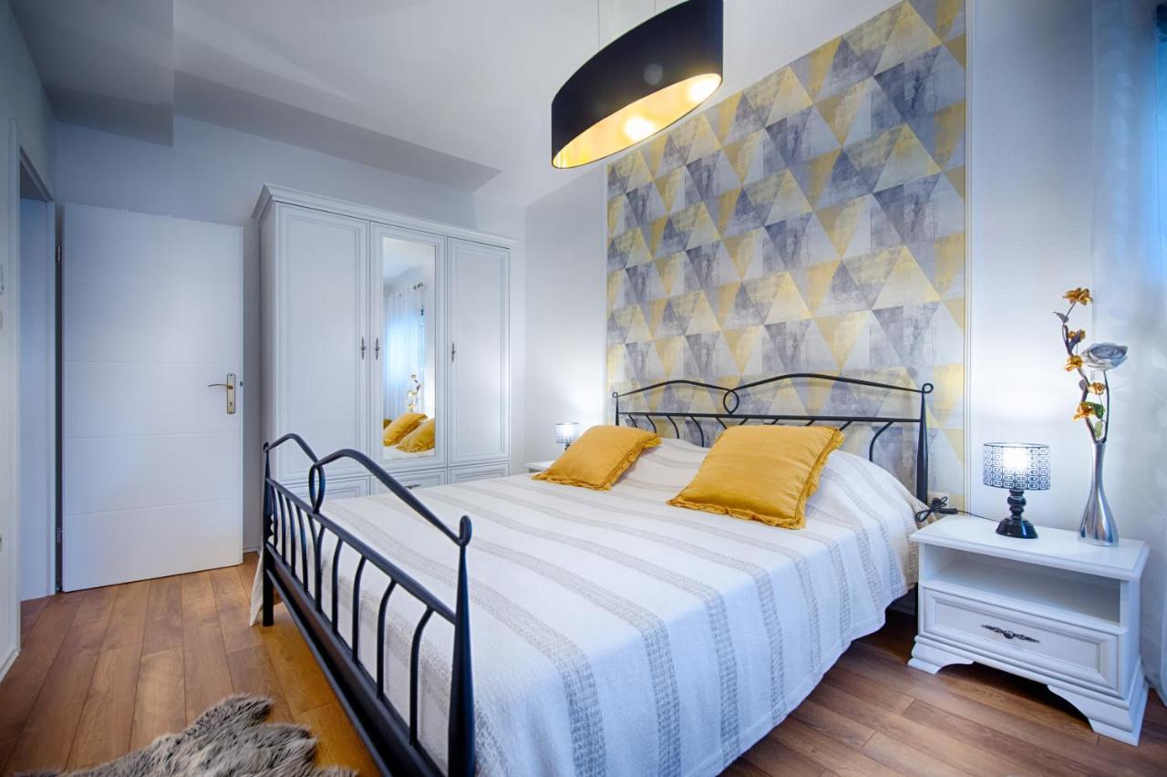 Apartments Dubra Komiža Zewnętrze zdjęcie